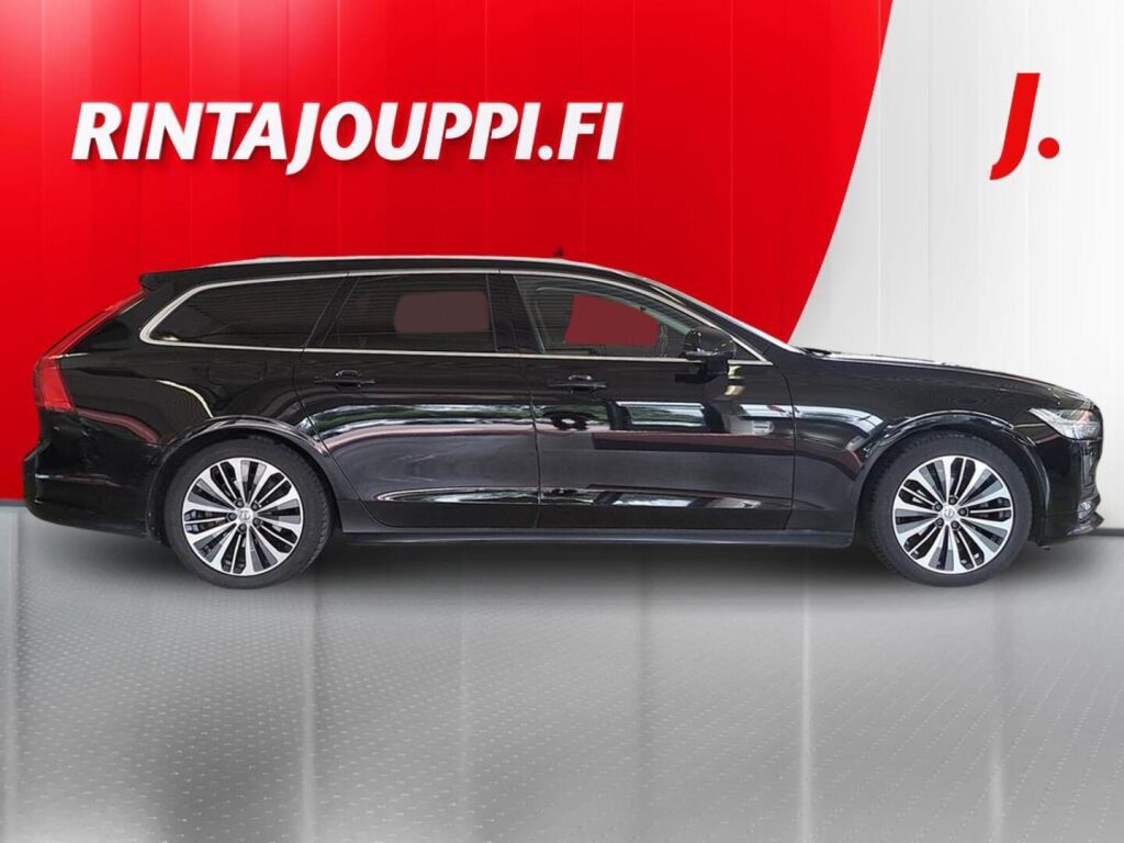 Volvo V90 2021 Musta