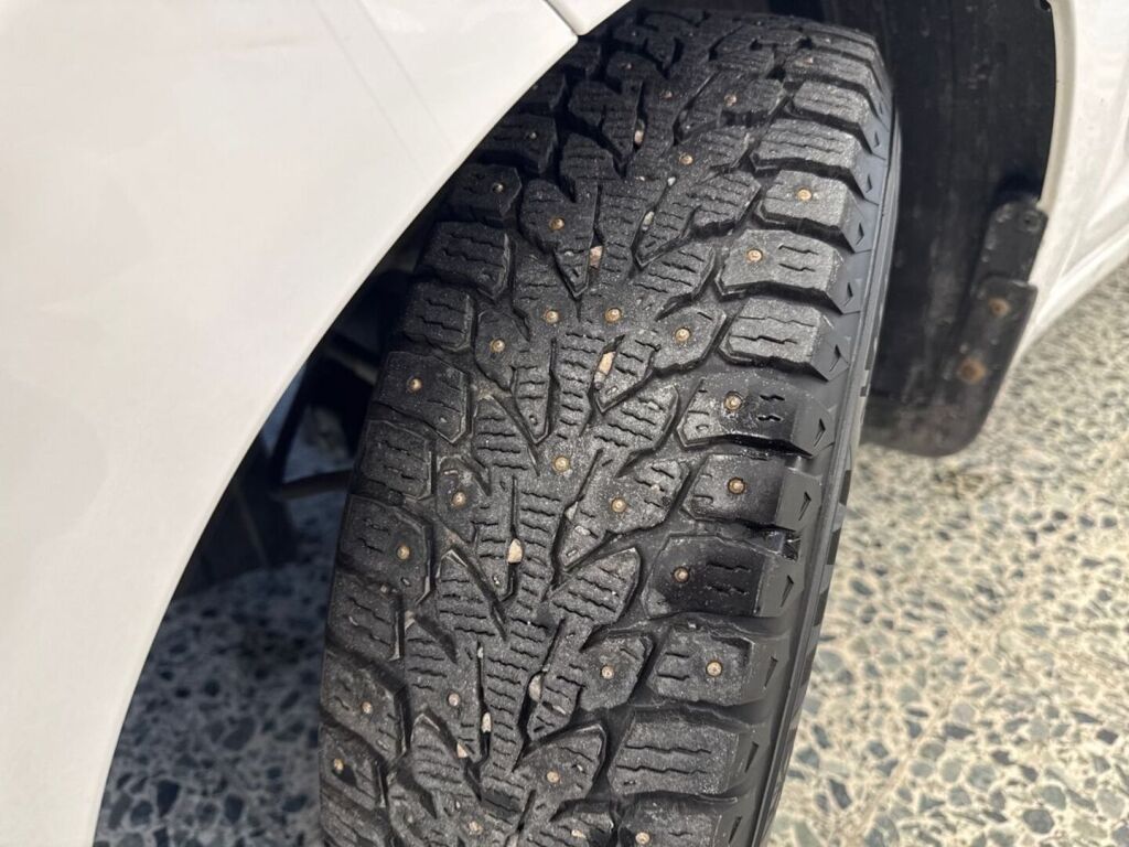 Hyundai i10 2020 Valkoinen