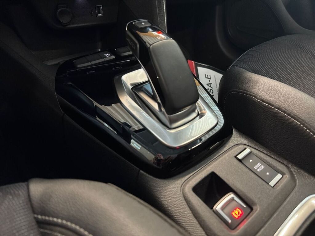 Opel Corsa-e 2020 Oranssi