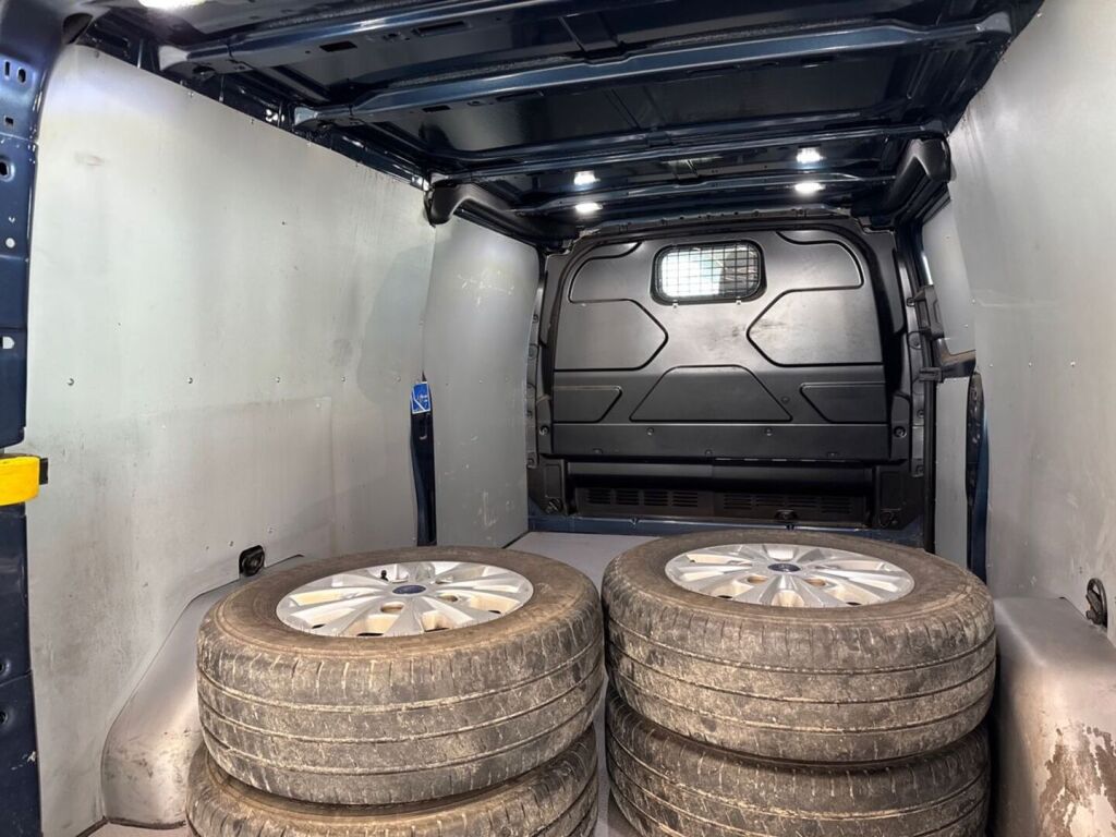 Ford Transit Custom 2020 Chrome Blue