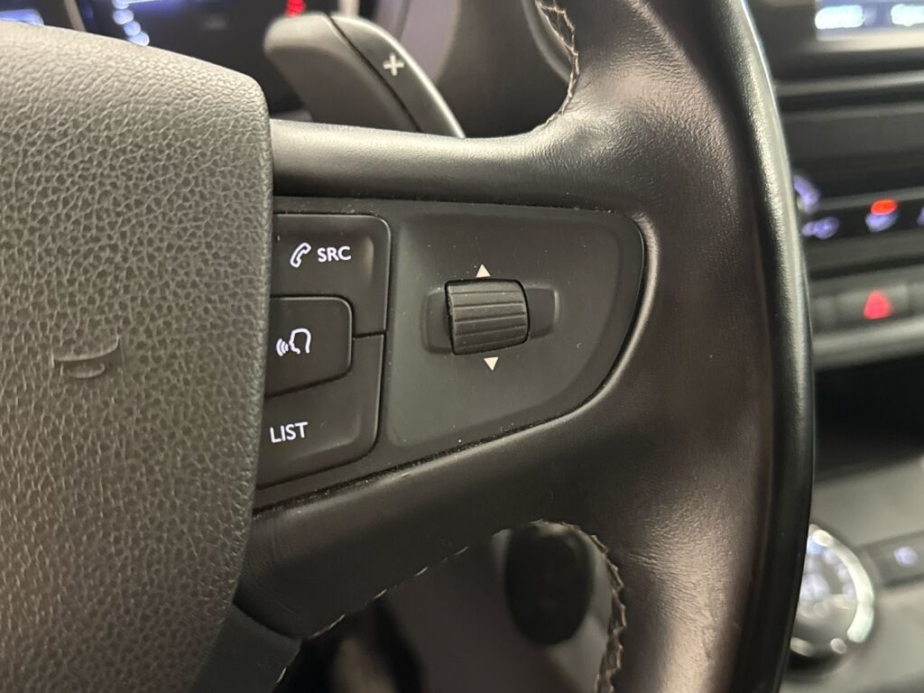 Opel Vivaro 2020 Harmaa