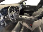Volvo S60 2020 Musta