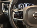 Volvo S60 2020 Musta