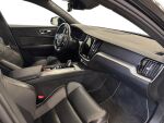 Volvo S60 2020 Musta