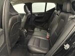 Volvo XC40 2021 Musta