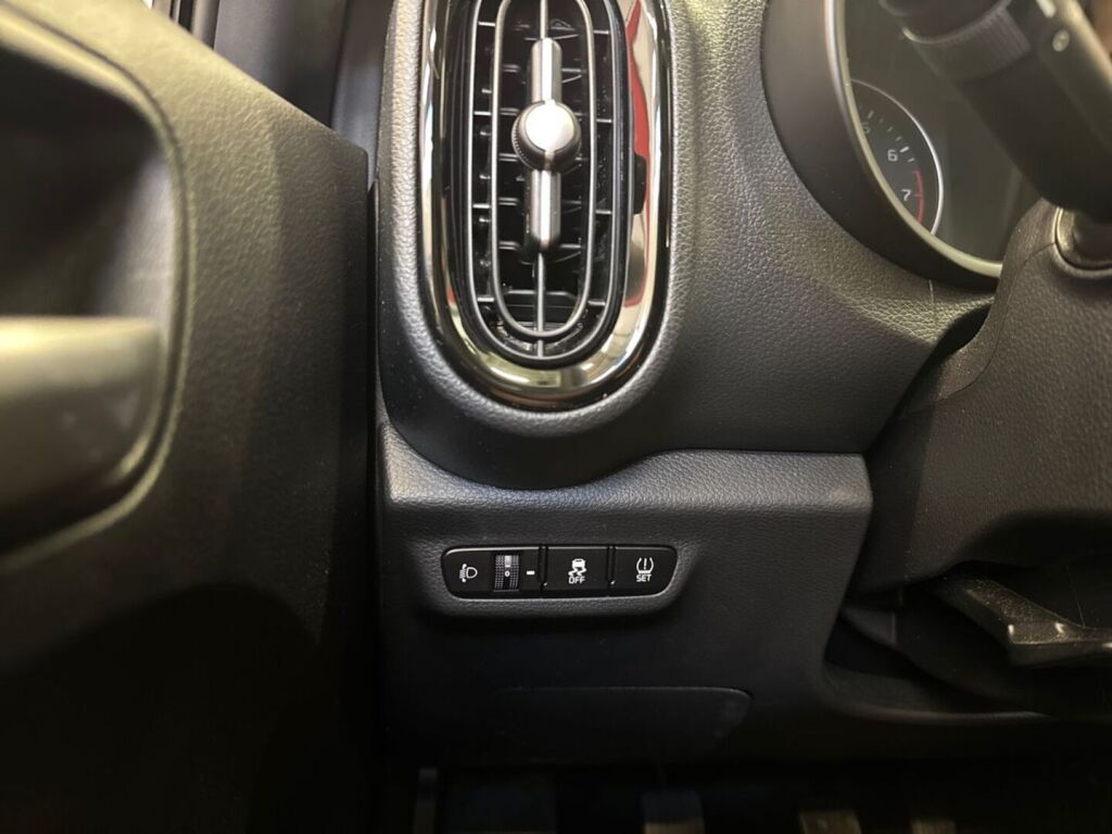Kia Picanto 2021 Sininen