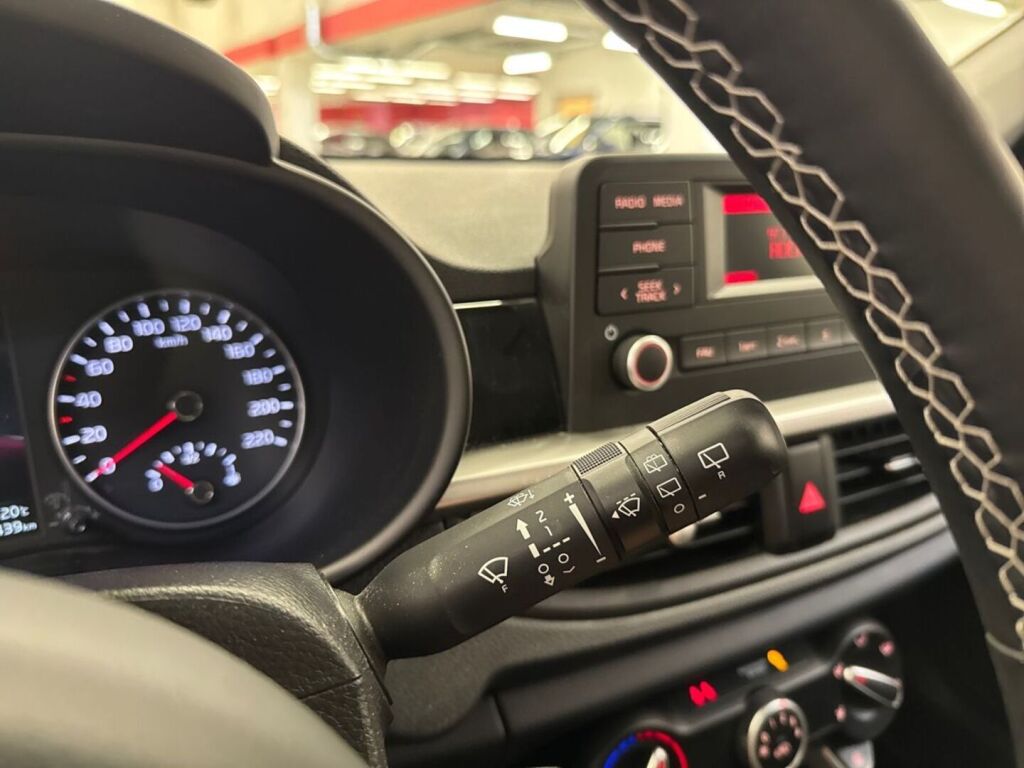 Kia Picanto 2021 Sininen