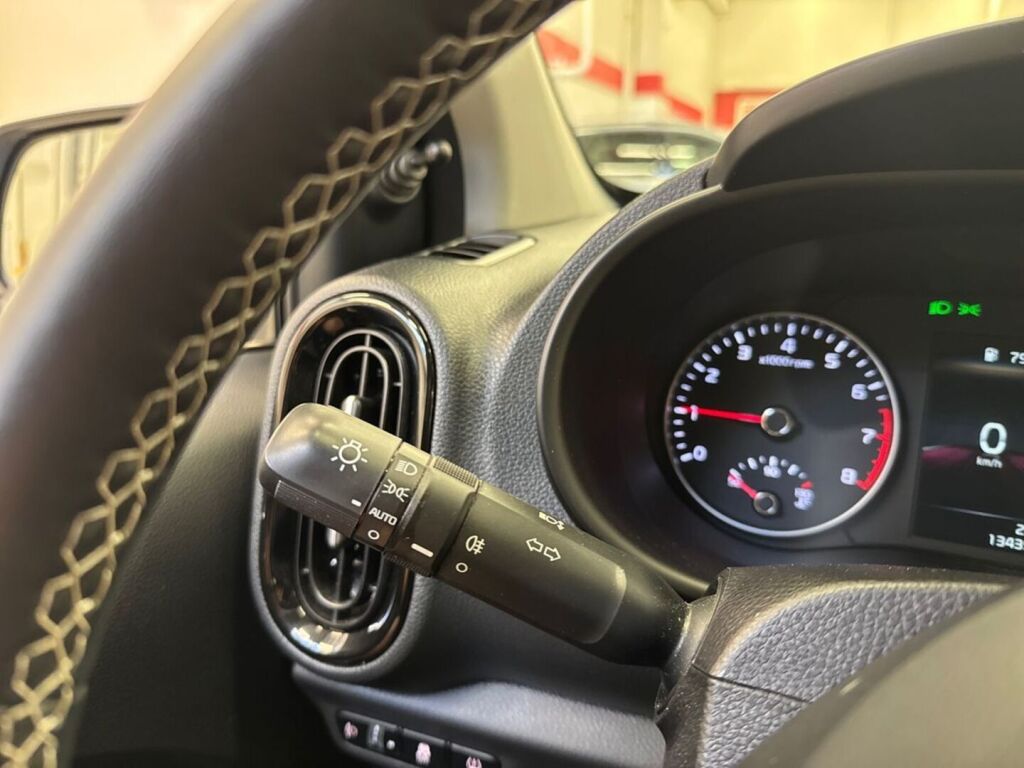 Kia Picanto 2021 Sininen