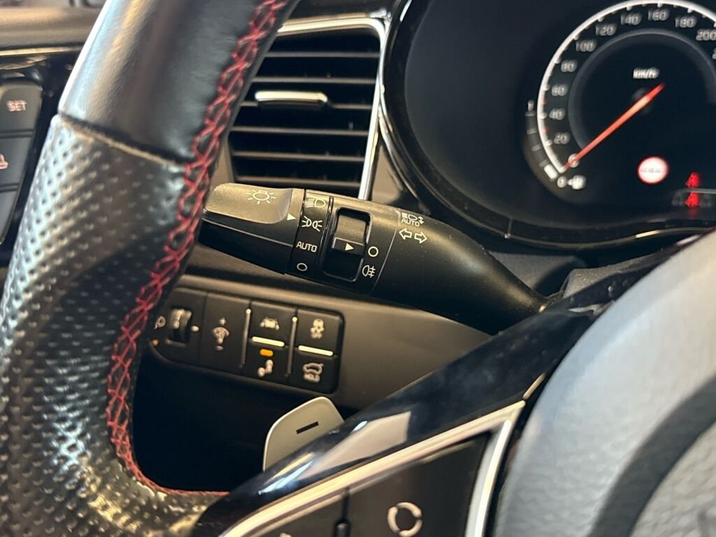 Kia ProCeed 2021 Punainen