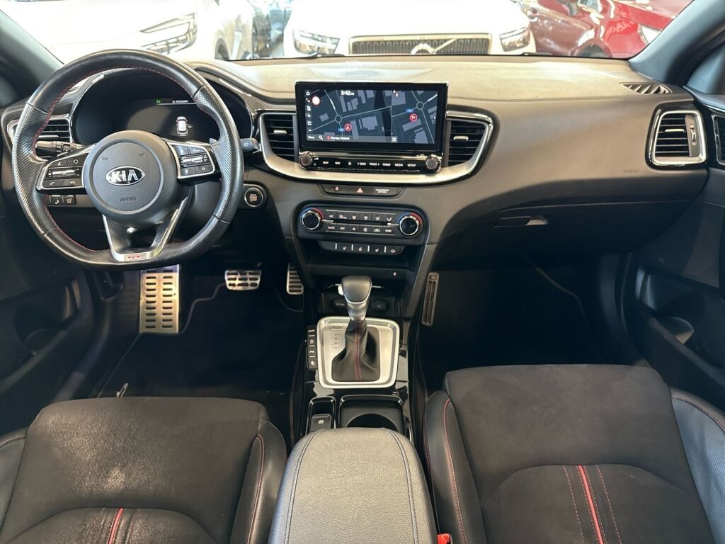 Kia ProCeed 2021 Punainen