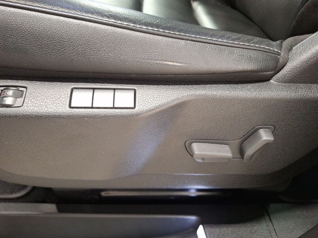 Peugeot e-Traveller 2021 Valkoinen