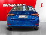 Skoda Octavia 2021 Sininen metalli / Race Blue