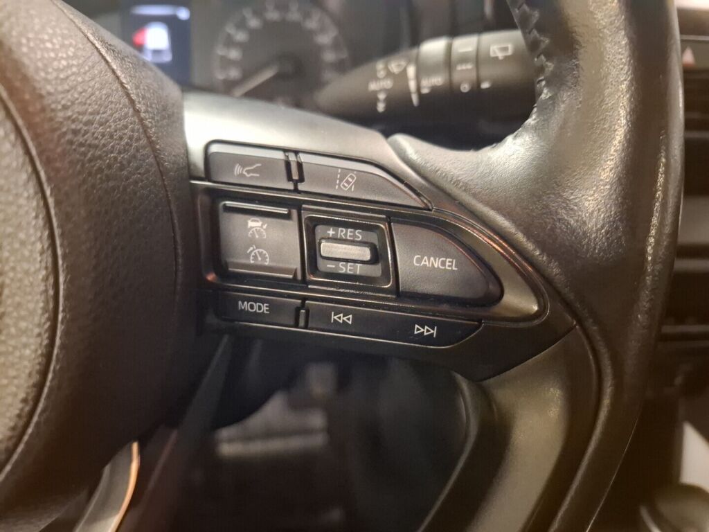 Toyota Yaris 2021 Valkoinen