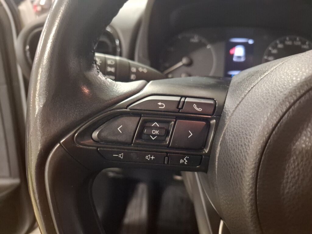 Toyota Yaris 2021 Valkoinen