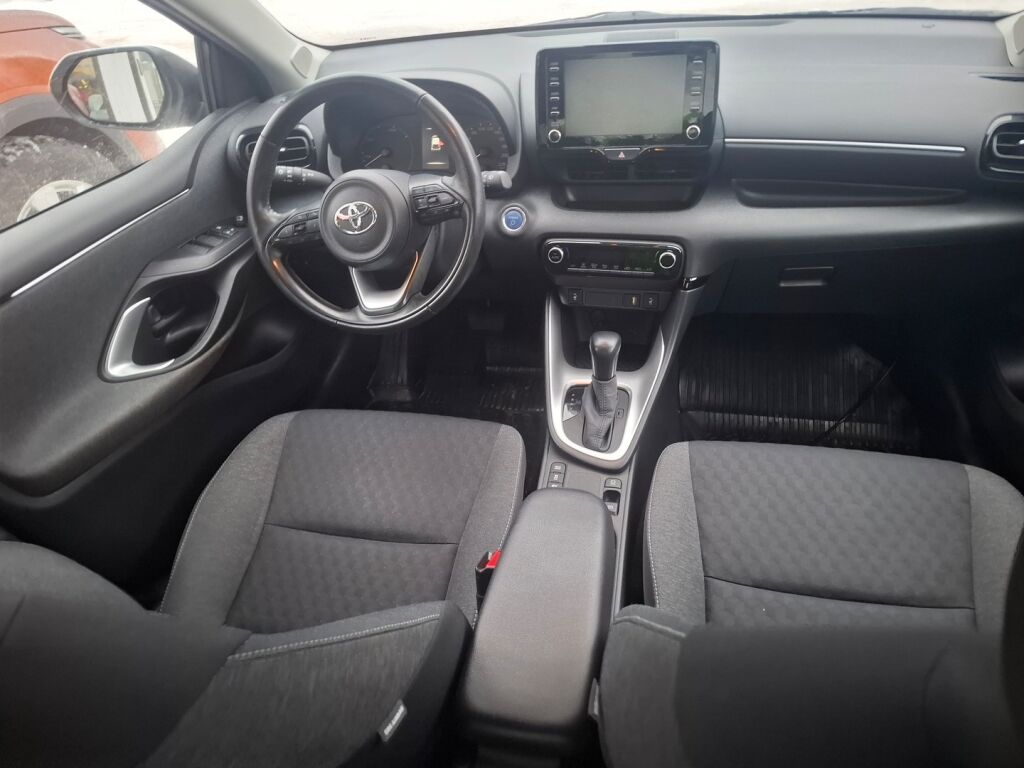 Toyota Yaris 2021 Valkoinen