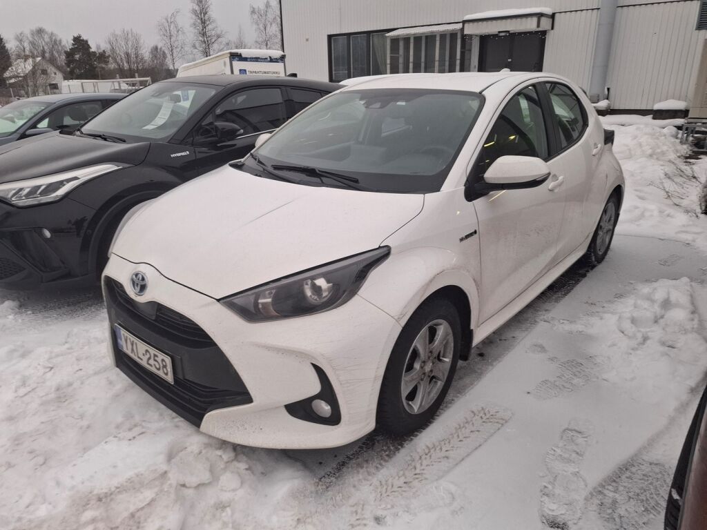 Toyota Yaris 2021 Valkoinen