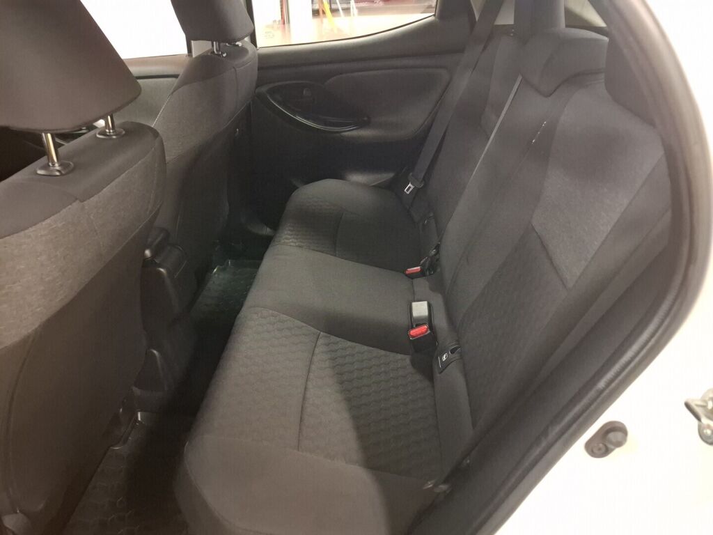 Toyota Yaris 2021 Valkoinen