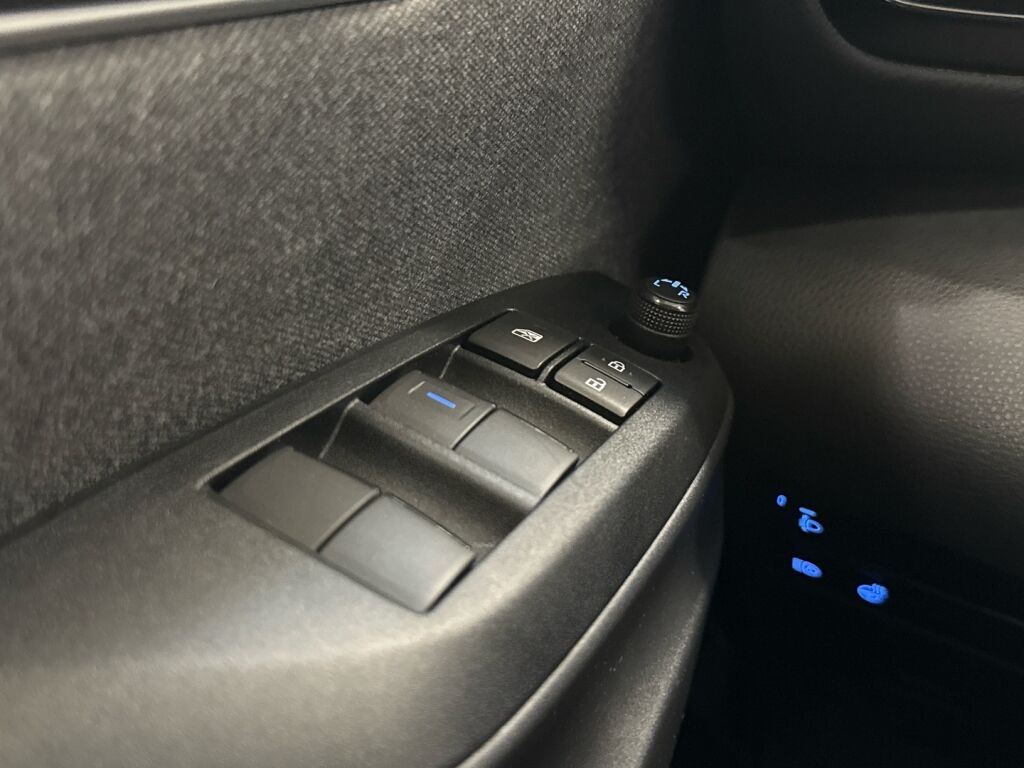 Toyota Yaris 2021 Valkoinen