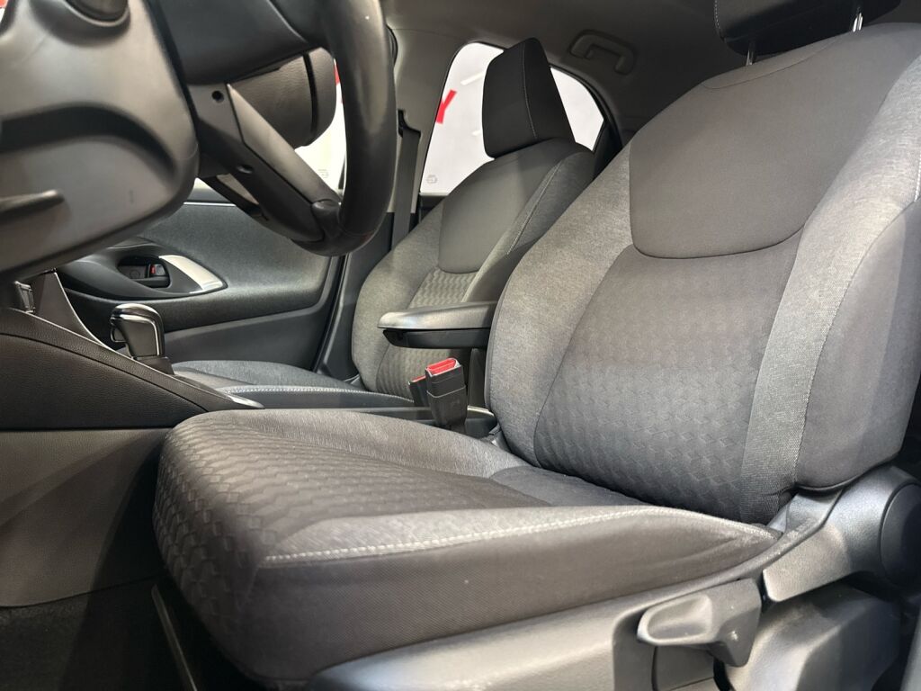 Toyota Yaris 2021 Valkoinen