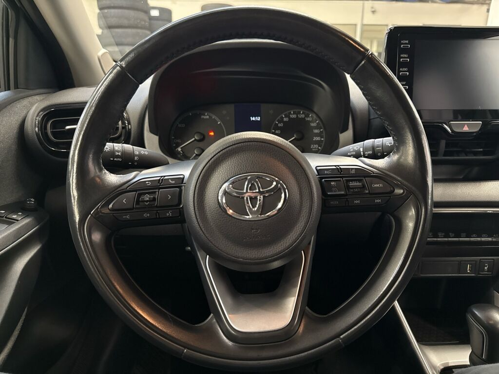 Toyota Yaris 2021 Valkoinen