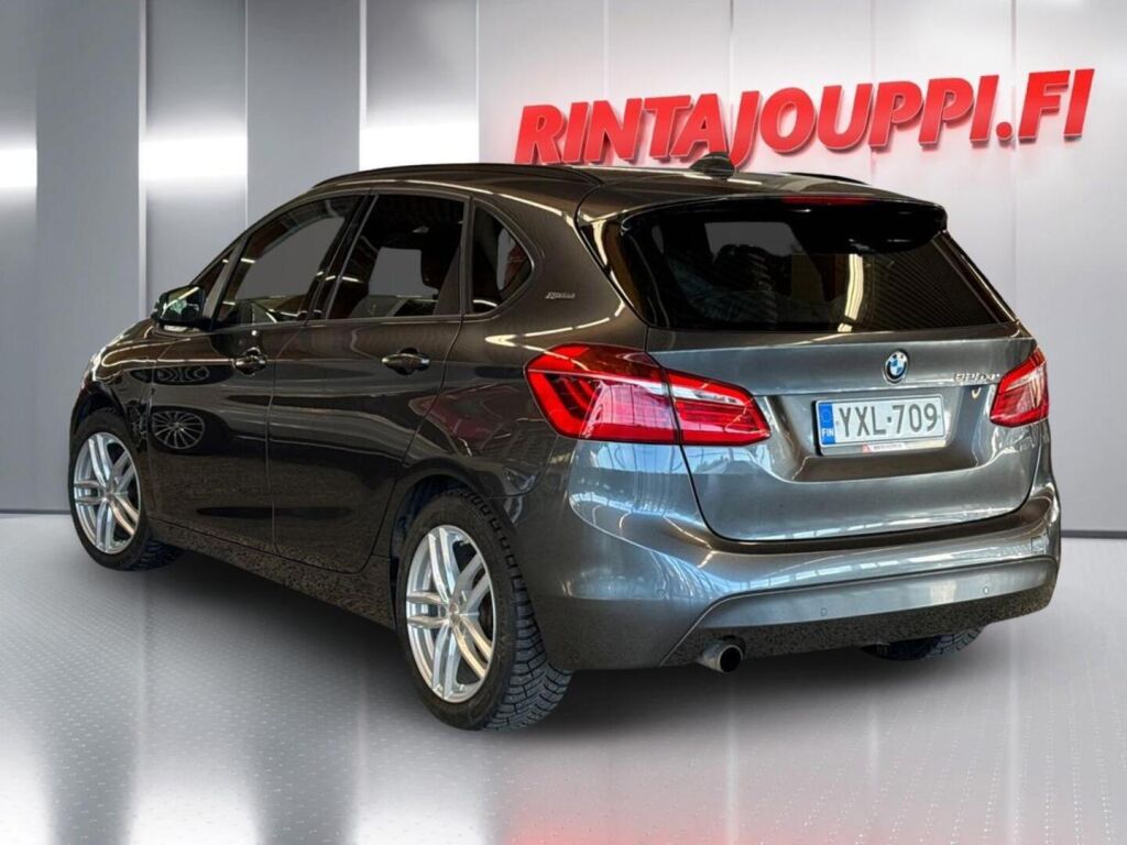 BMW 225 2017 Harmaa