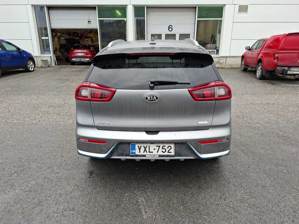 Kia Niro plug-in 2019 Ruskea (beige)