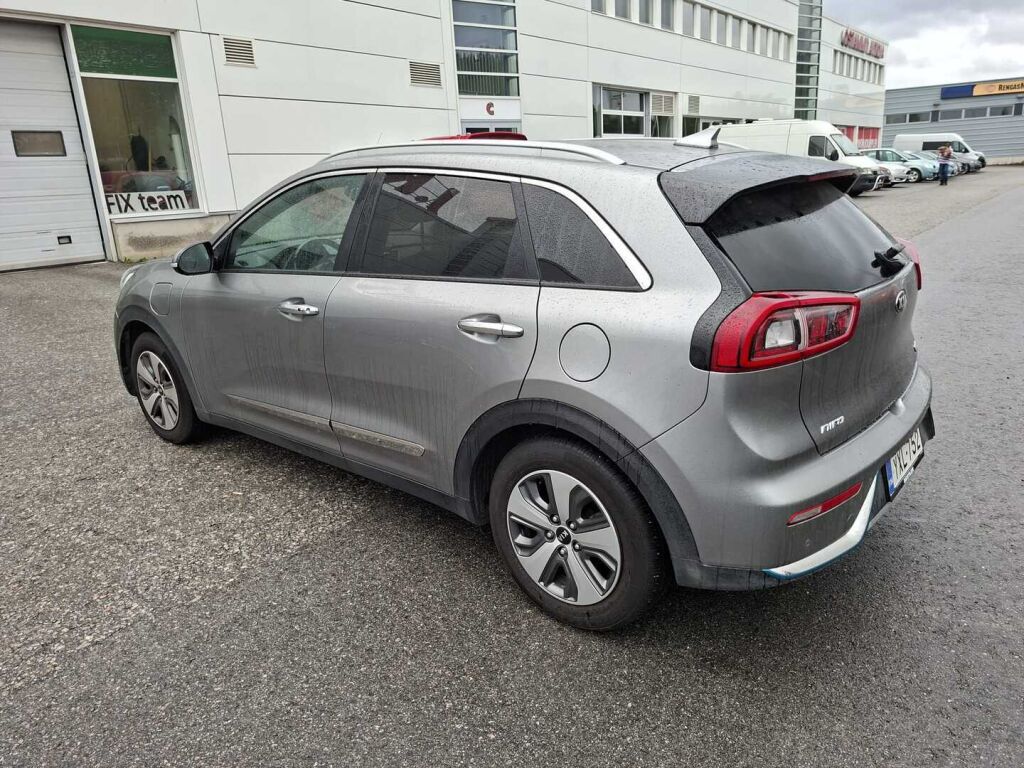 Kia Niro plug-in 2019 Ruskea (beige)