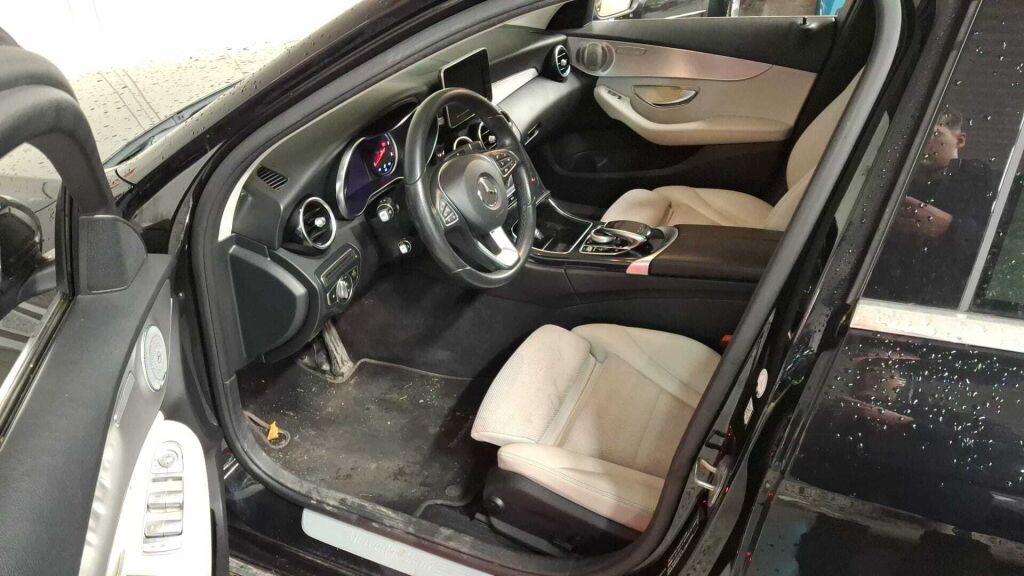 Mercedes-Benz C 2018 Musta