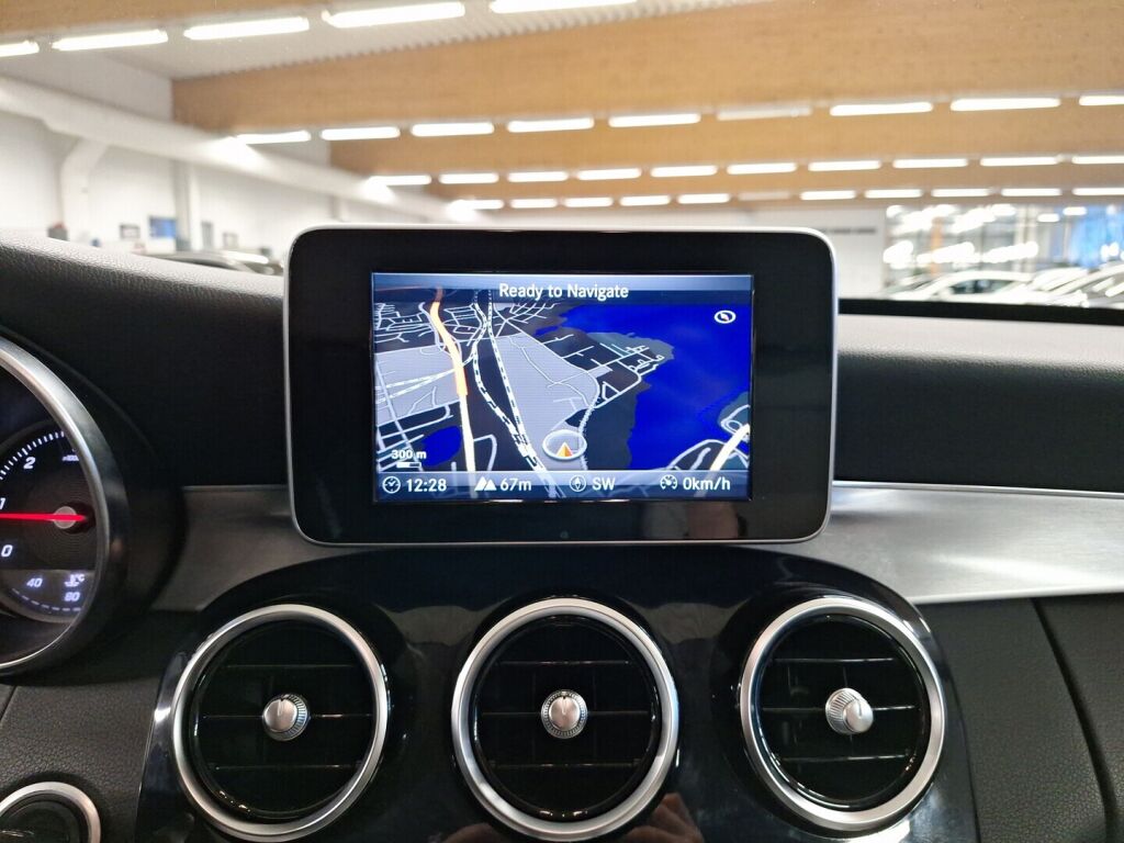 Mercedes-Benz C 2018 Musta