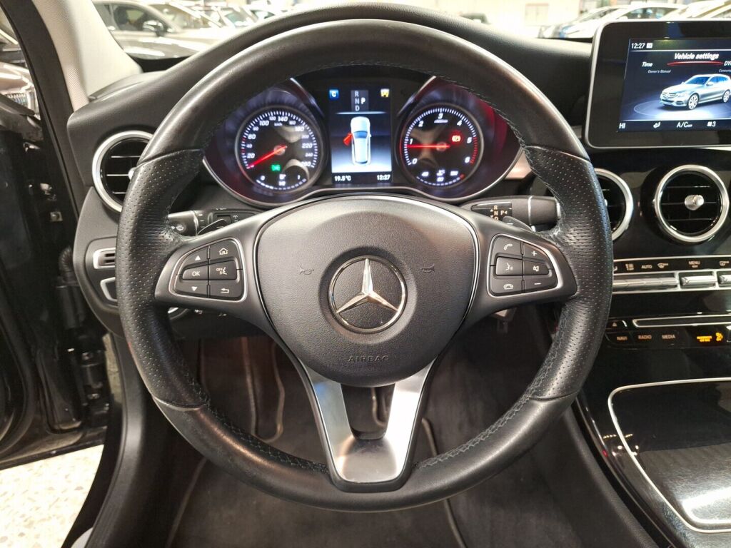 Mercedes-Benz C 2018 Musta