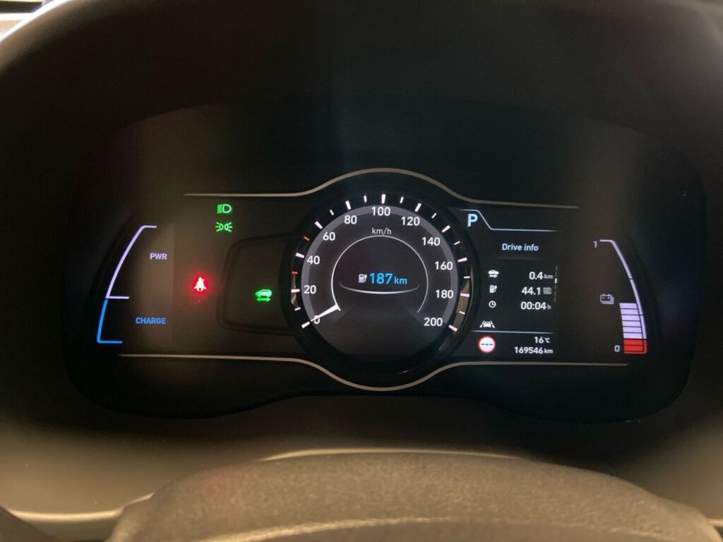 Hyundai KONA 2020 Oranssi