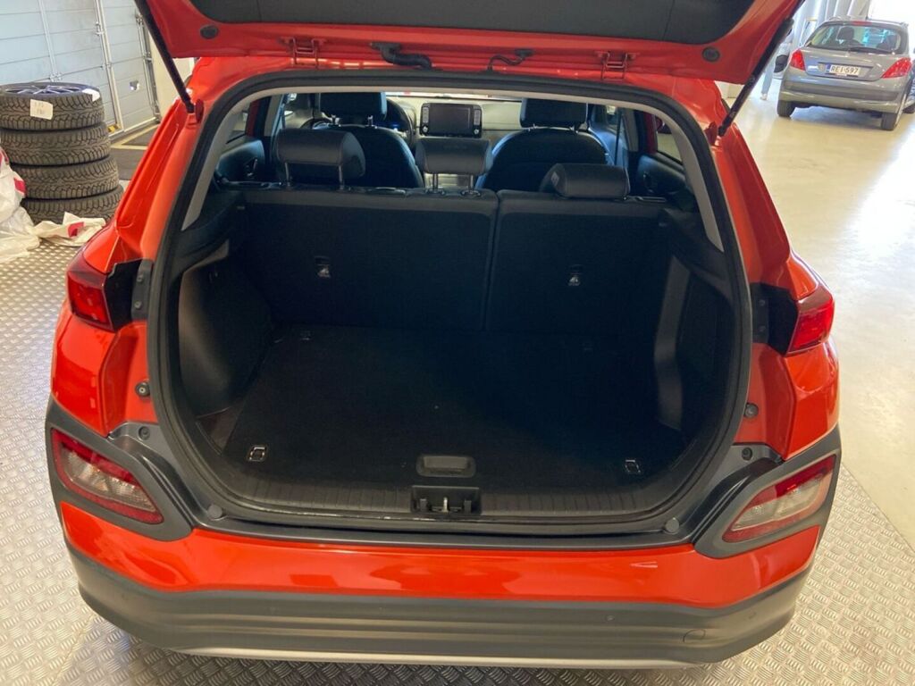 Hyundai KONA 2020 Oranssi