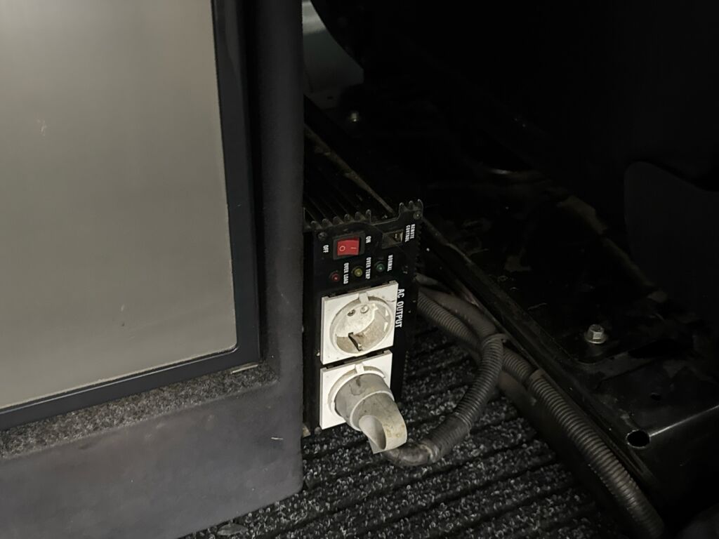 Ford Transit 2019 Valkoinen