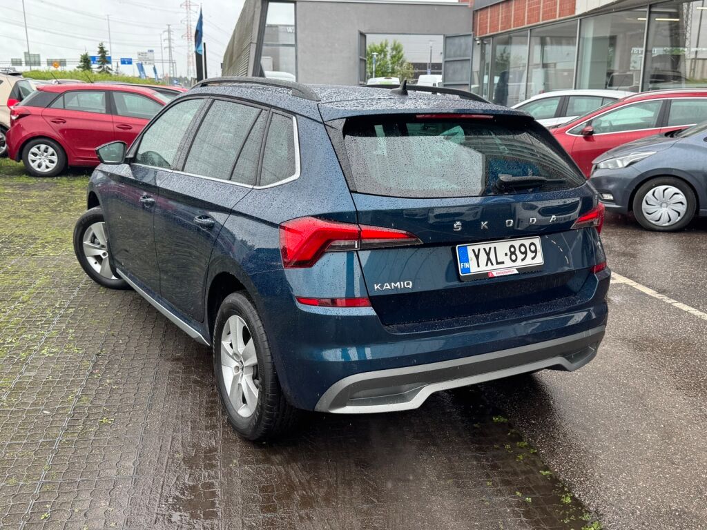 Skoda Kamiq 2021 Sininen
