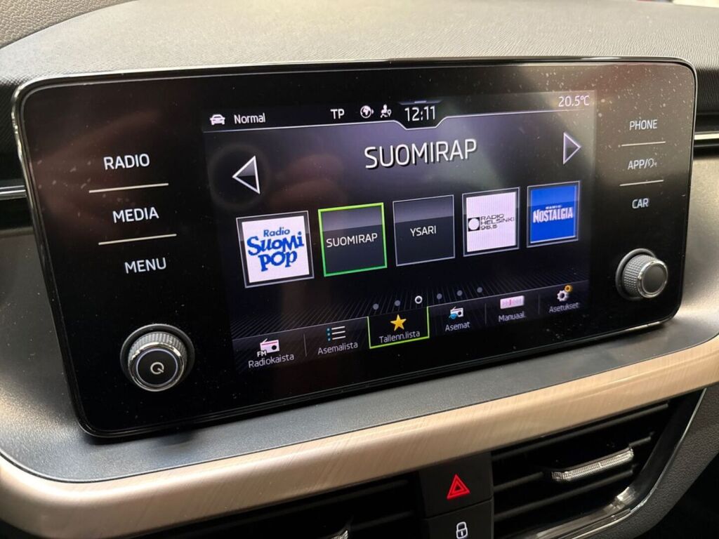 Skoda Kamiq 2021 Sininen