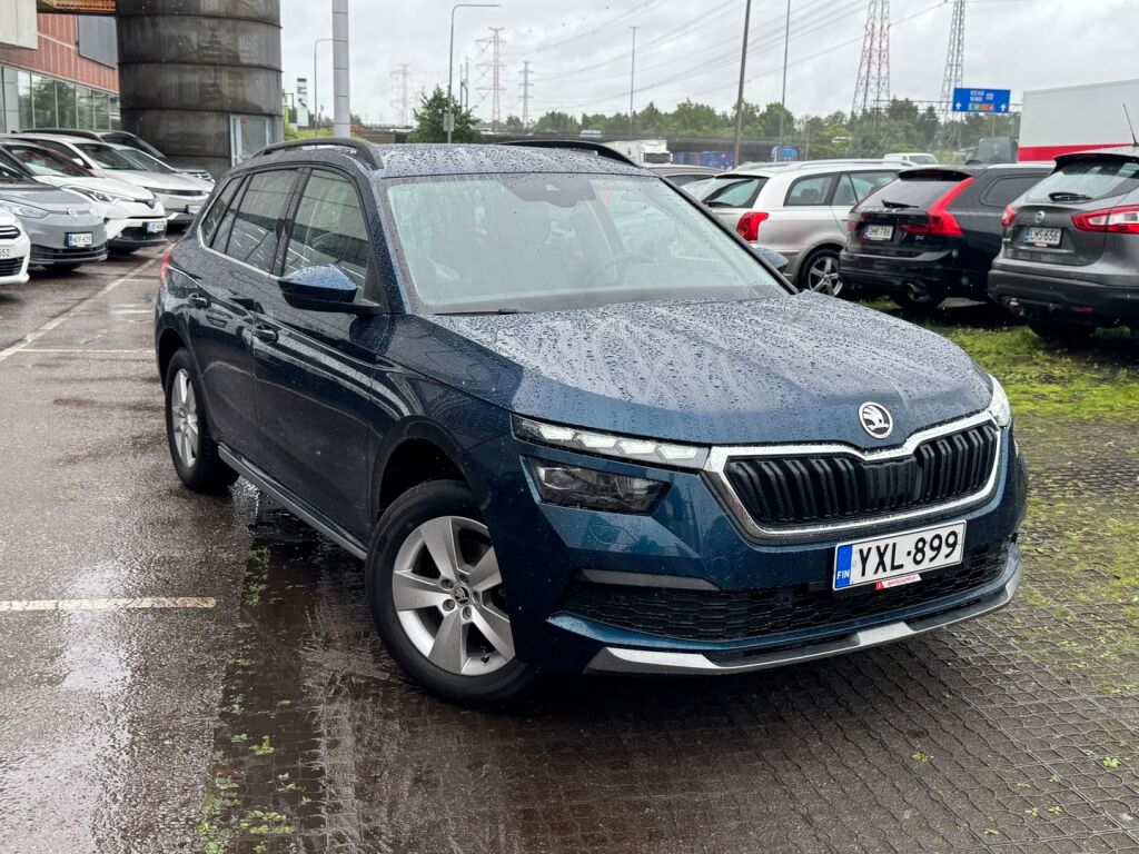 Skoda Kamiq 2021 Sininen