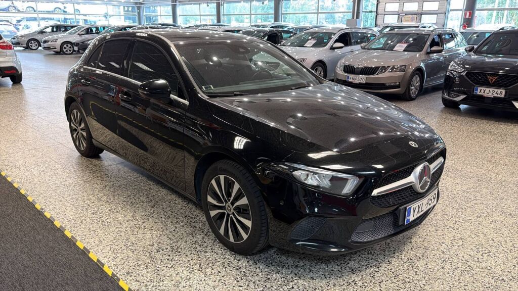 Mercedes-Benz A 2021 Musta