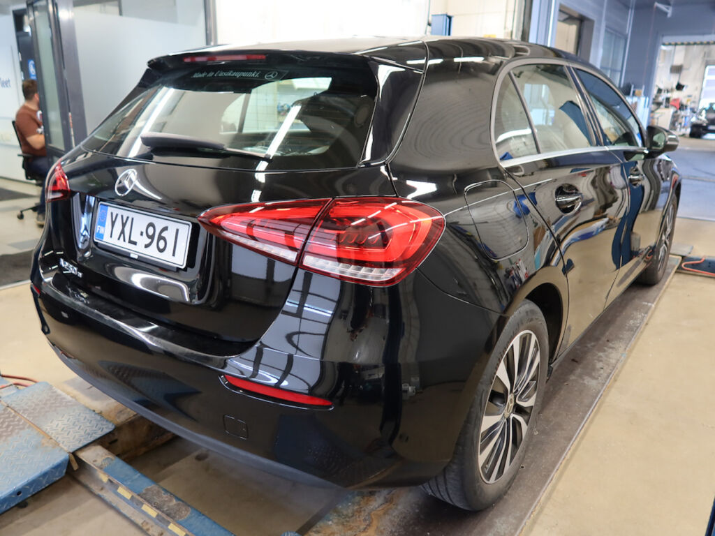 Mercedes-Benz A 2021 Musta