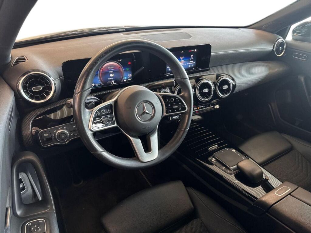 Mercedes-Benz A 2021 Musta