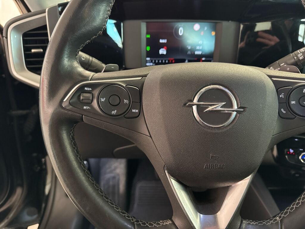 Opel Mokka 2021 Musta