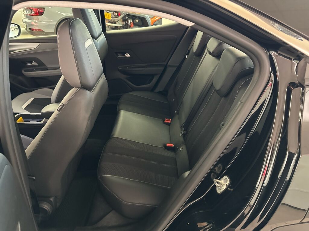 Opel Mokka 2021 Musta