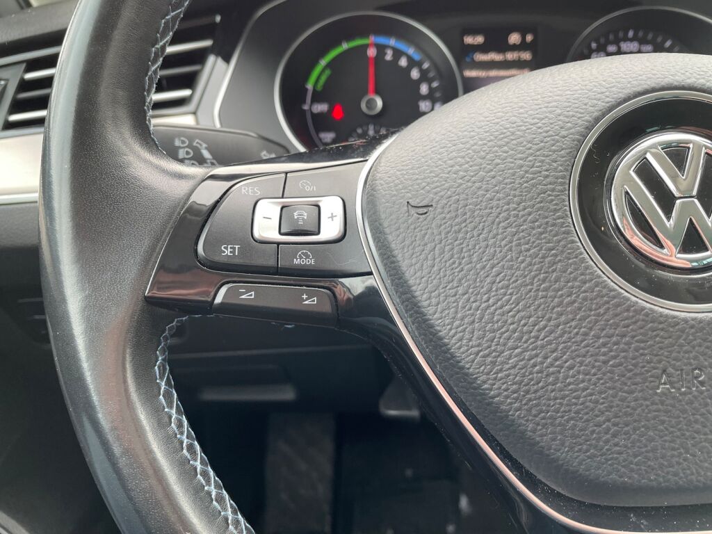 Volkswagen Passat 2017 Valkoinen