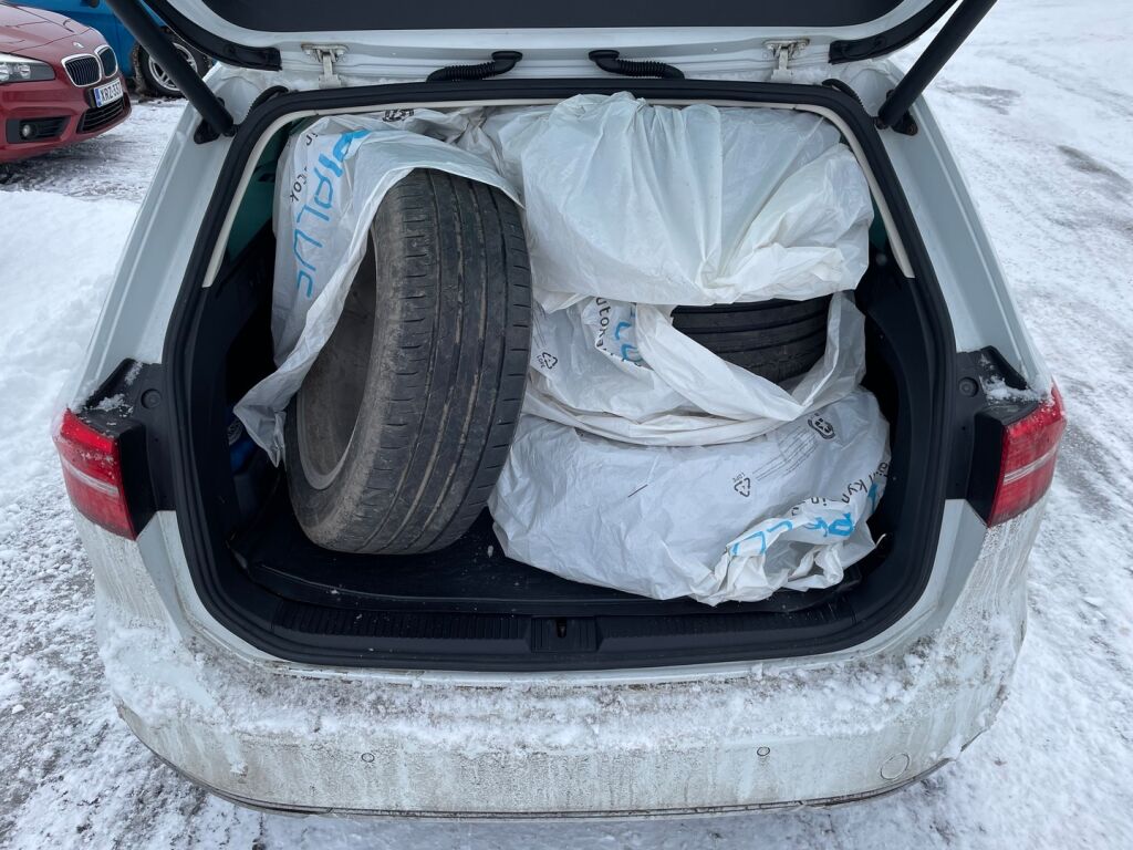 Volkswagen Passat 2017 Valkoinen