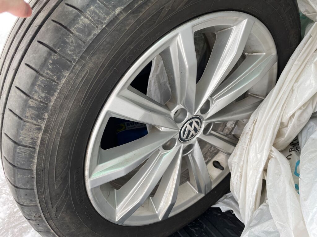 Volkswagen Passat 2017 Valkoinen