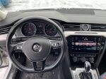 Volkswagen Passat 2017 Valkoinen