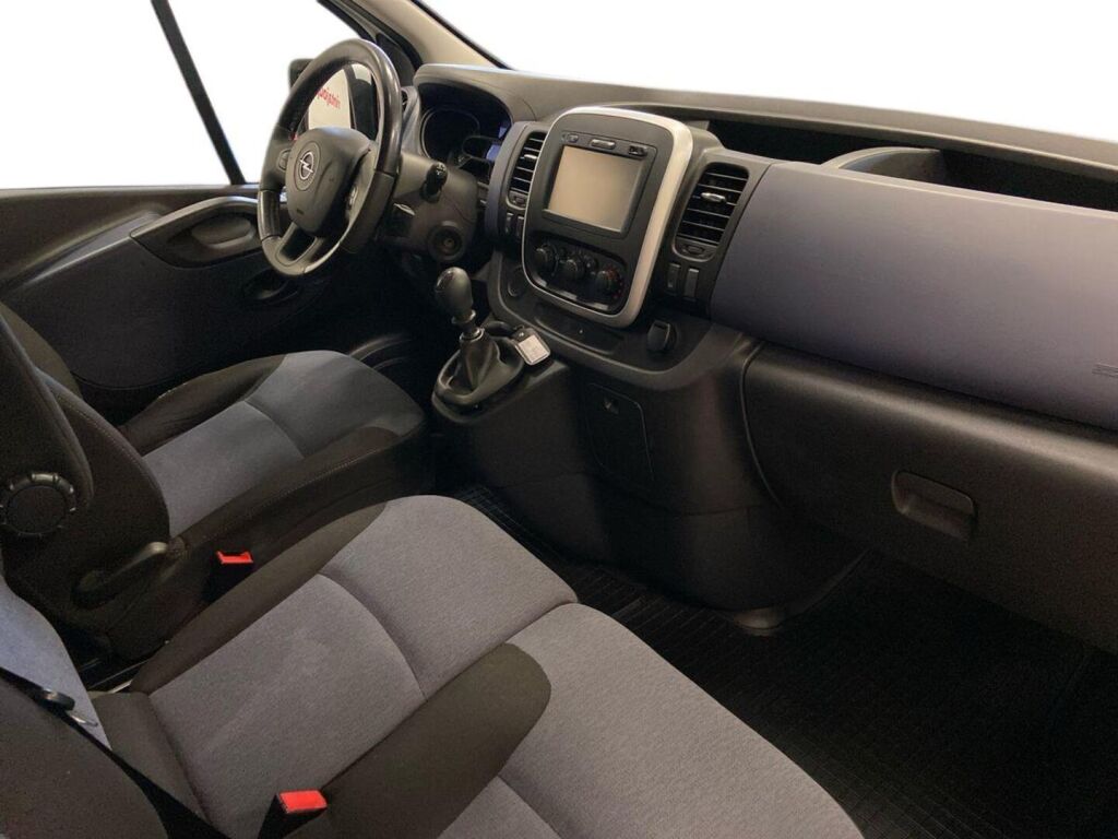 Opel Vivaro 2017 Valkoinen