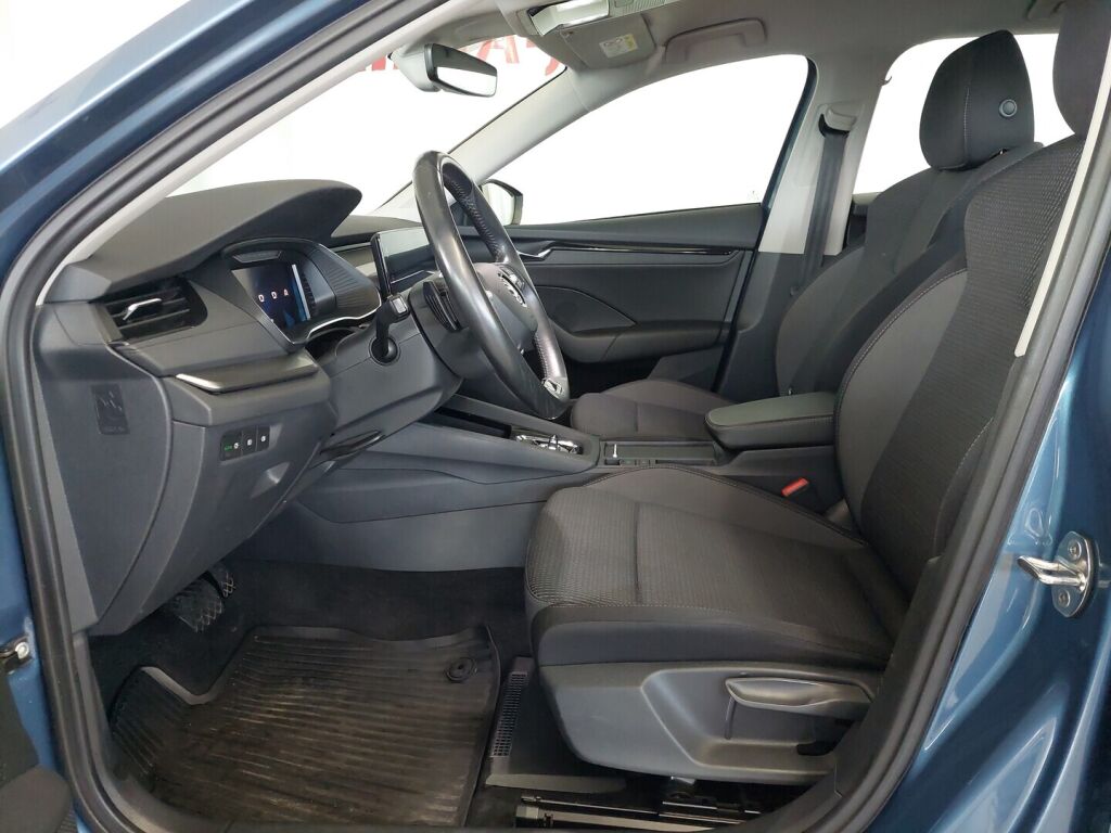 Skoda Octavia 2021 Sininen