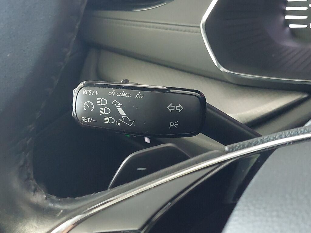 Skoda Octavia 2021 Sininen