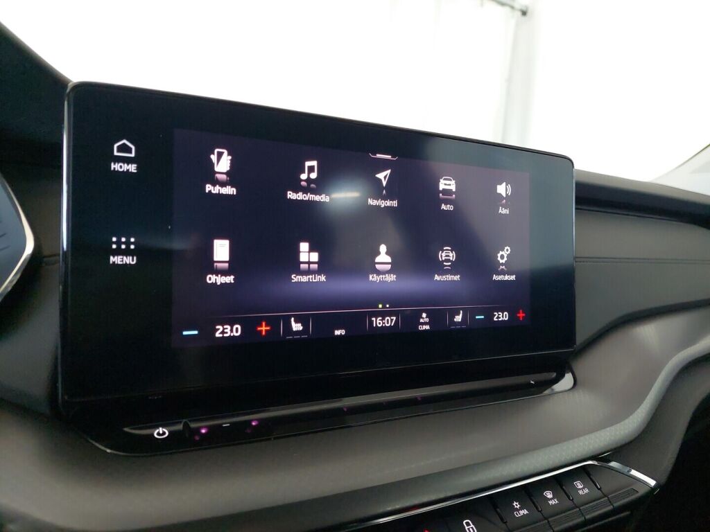 Skoda Octavia 2021 Sininen