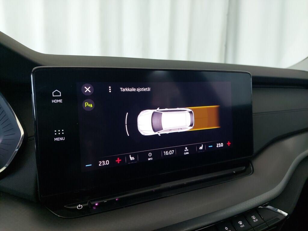 Skoda Octavia 2021 Sininen